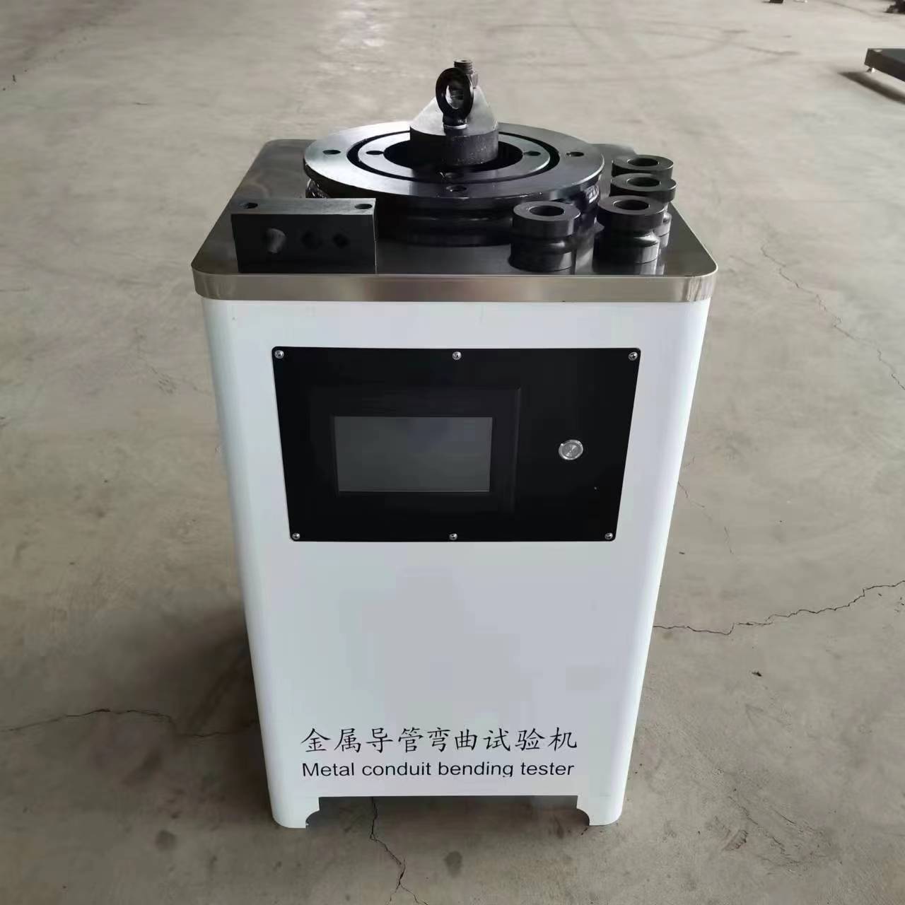 金屬導管彎曲試驗機